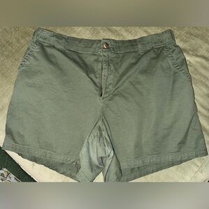 EUC Old Navy Everyday Shorts Chino Women's Elastic Waist 3" XL (Army Green)